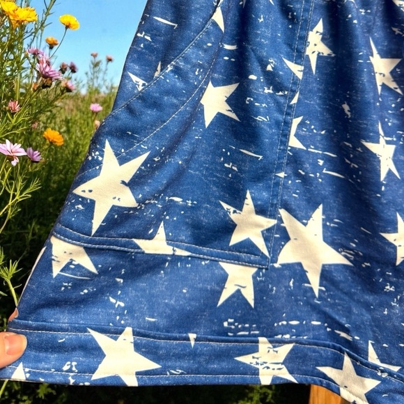 Celebrate in Comfort: Star-Spangled Shorts for Epic Summer Fun! NWOT - Size XL🇺🇸 - Picture 4 of 13